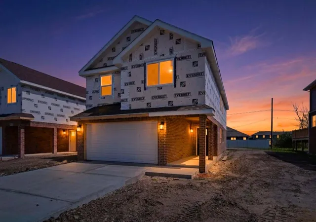 1st image of 15241 7th Ave, Phoenix, IL 60426 | MLS# 12626060