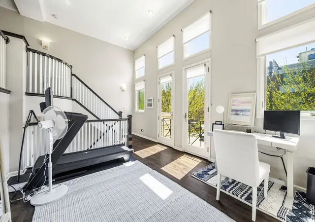 Homes for sale in Chicago, IL | 434 W Armitage Ave, Chicago, IL 60614