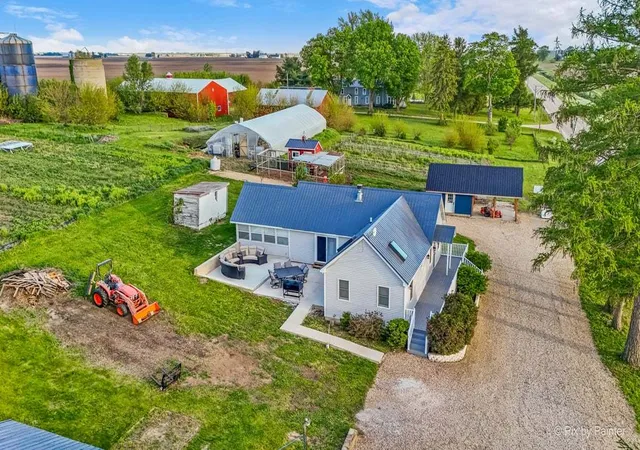Photo 2 of Single family home for sale at 2s919 Dauberman Rd, Elburn, IL 60119 | MLS# 12626385 | Listing updated on 2026-09-20