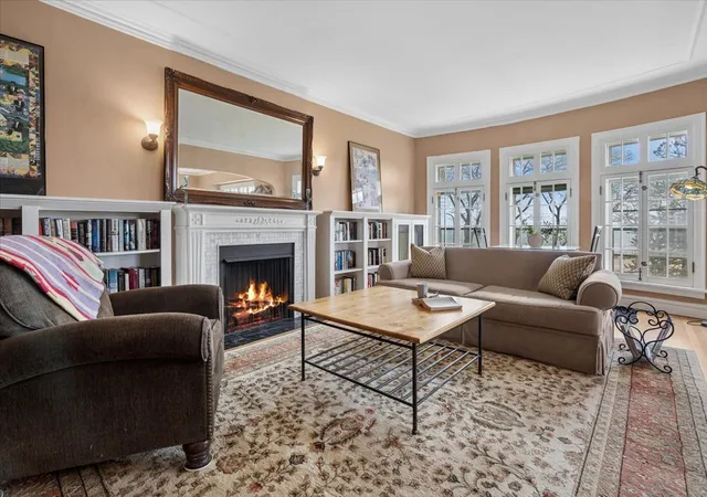 5th image of 470 Sheridan Rd #2, Evanston, IL 60202 | MLS# 12626504