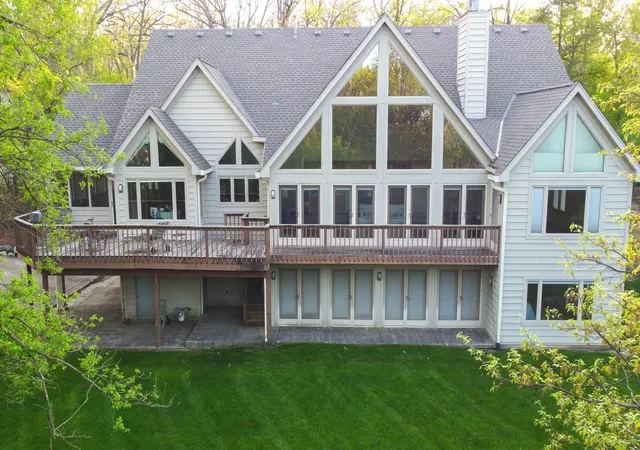 Homes for sale in Crystal Lake, IL | 6414 Vermont Trl, Crystal Lake, IL 60012 | MLS# 12626581