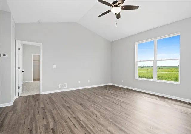 Photo 4 of Single family home for sale at 813 Whitetail Dr, Marengo, IL 60152 | MLS# 12626694 | Listing updated on 2026-04-29