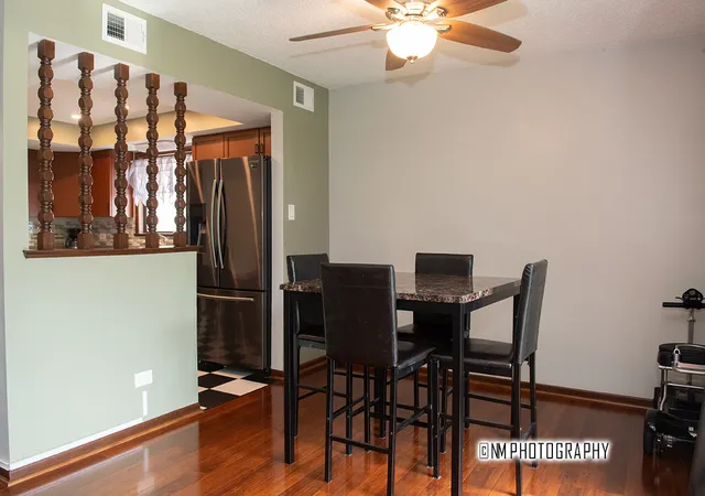 Listing Photo 4 - Condo for sale in building located at 9182 S Rd, Palos Hills, IL 60465 - Unit #A