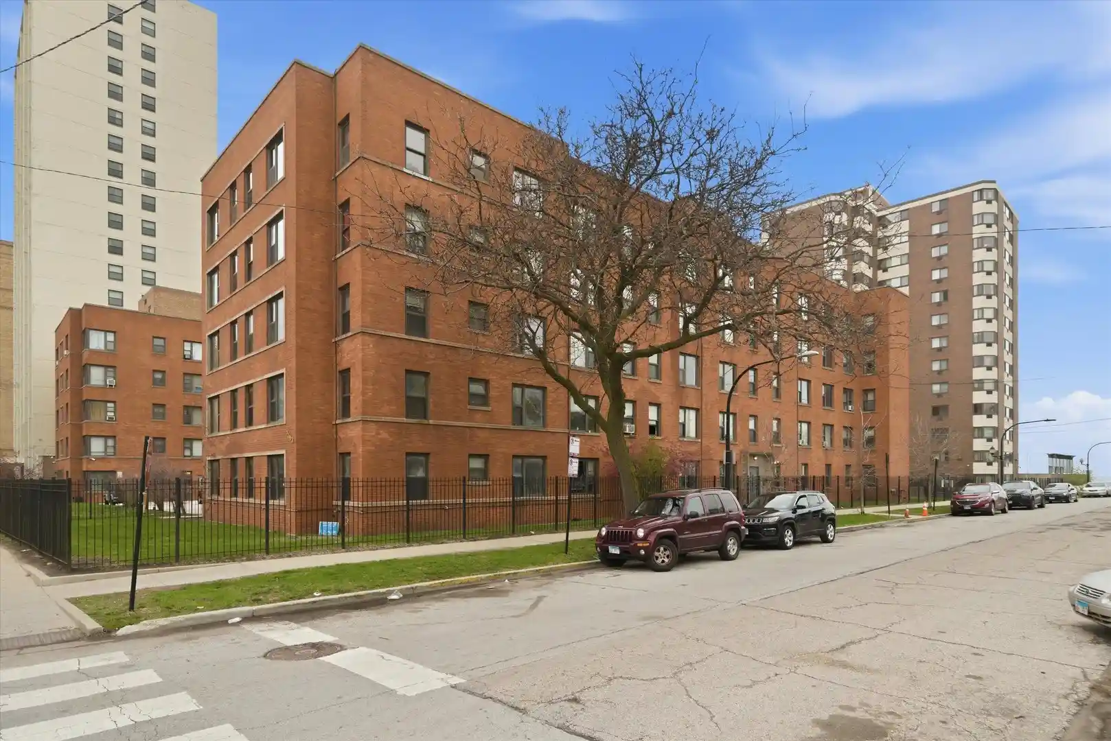Listing Photo 2 - Condo for sale in 7363 S S Shore Dr located at 7363 S S Shore Dr, Chicago, IL 60649 - Unit #505