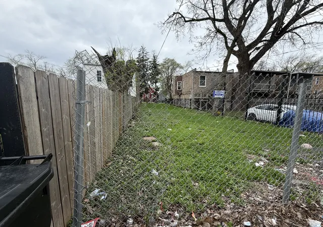 2nd image of 425 N Lawndale Ave, Chicago, IL 60624 | MLS# 12627043