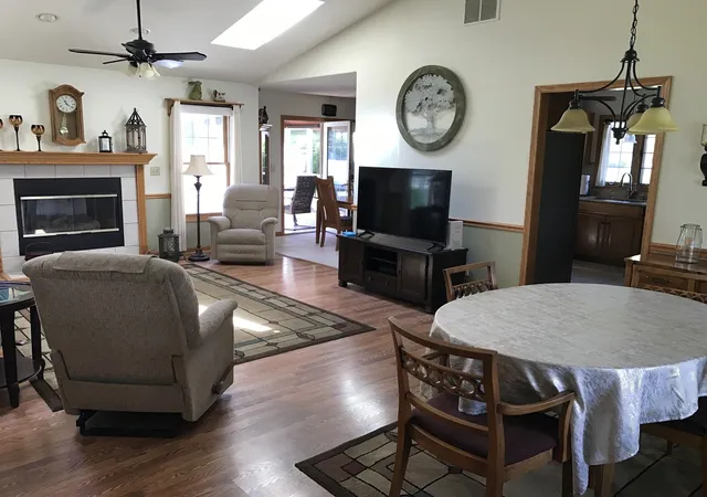 2nd image of 115 Seneca Ln, Loda, IL 60948 | MLS# 12627055