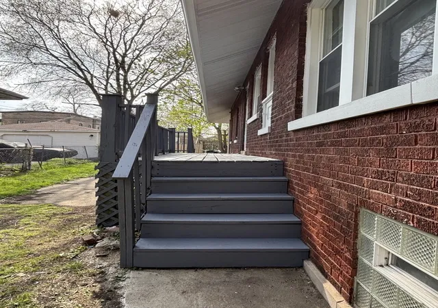 Homes for sale in Chicago, IL | 7518 S Ridgeland Ave, Chicago, IL 60649 | MLS# 12627173