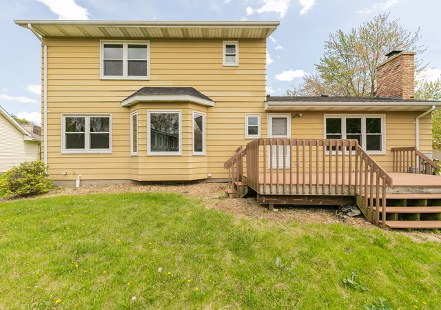 Photo 3 of Single family home for sale at 3503 32nd Street, Moline, IL 61265 | MLS# 12627352 | Listing updated on 2026-08-02