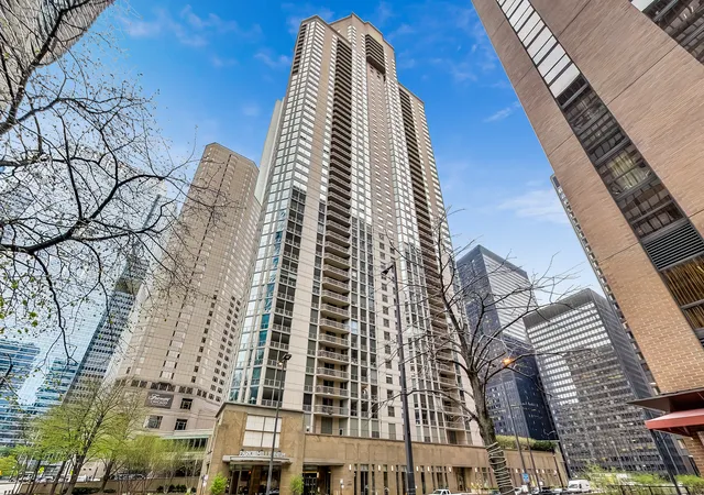 Photo 1 of Townhouse for sale at 222 N Columbus Dr #711, Chicago, IL 60601 | MLS# 12627466 | Listing updated on 2026-07-15