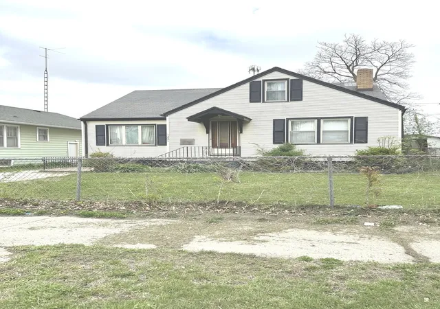 1st image of 1221 E Chestnut St, Kankakee, IL 60901 | MLS# 12627567