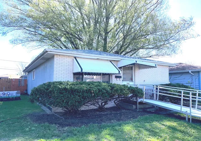 2nd image of 705 May St, Calumet City, IL 60409 | MLS# 12627597