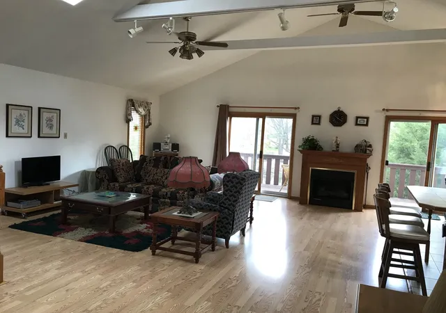 3rd image of 117 Chickasaw Ln, Loda, IL 60948 | MLS# 12627658