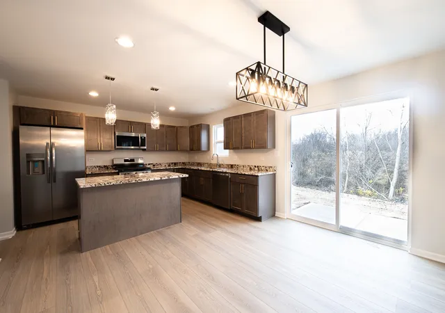 3rd image of 4942 W Ribbon Dr, Monee, IL 60449 | MLS# 12627683