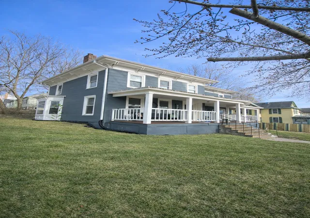 Photo 3 of Multi family home for sale at 402 S Ottawa Ave, Dixon, IL 61021 | MLS# 12627920 | Listing updated on 2026-09-27