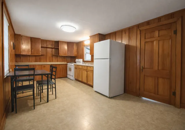 Listing Photo 5 - Condo for sale in building located at 402 S Ottawa Ave, Dixon, IL 61021
