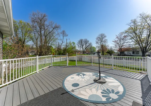 Photo 3 of Single family home for sale at 1 Irvine, Galena, IL 61036 | MLS# 12627998 | Listing updated on 2026-07-29