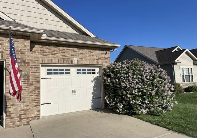 Homes for sale in Champaign, IL | 3805 Freedom Blvd, Champaign, IL 61822 | MLS# 12628028