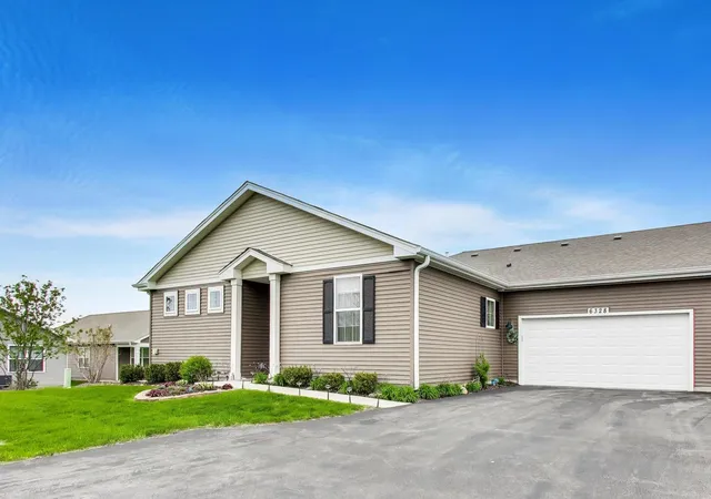Homes for sale in Wonder Lake, IL | 6328 Maple Glen Dr, Wonder Lake, IL 60097 | MLS# 12628062
