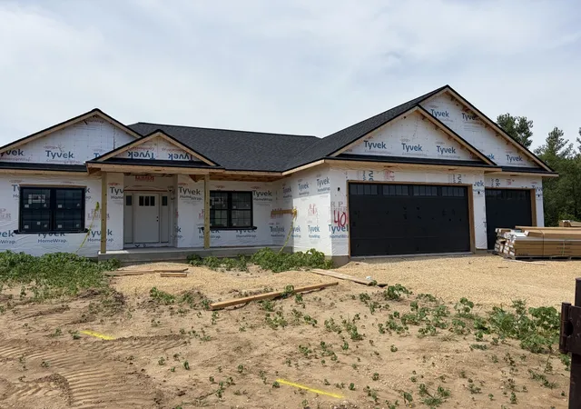 3rd image of 526 Creekside Cir, Byron, IL 61010 | MLS# 12628628