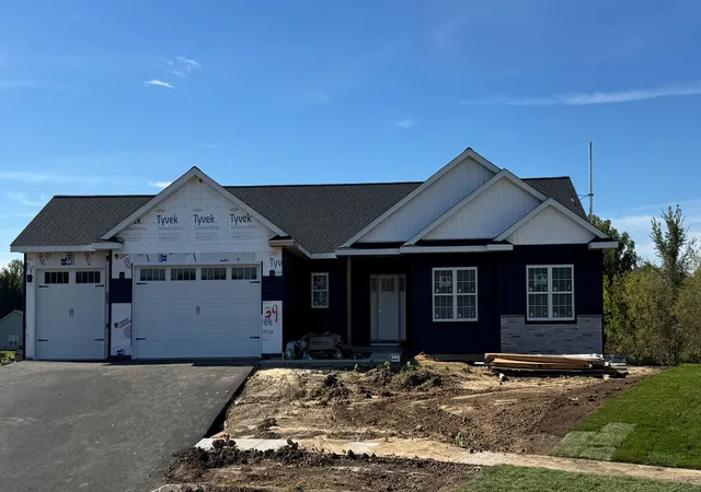 Photo 1 of Single family home for sale at 514 Creekside Cir, Byron, IL 61010 | MLS# 12628693 | Listing updated on 2026-10-08