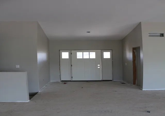 Photo 2 of Single family home for sale at 514 Creekside Cir, Byron, IL 61010 | MLS# 12628693 | Listing updated on 2026-08-28