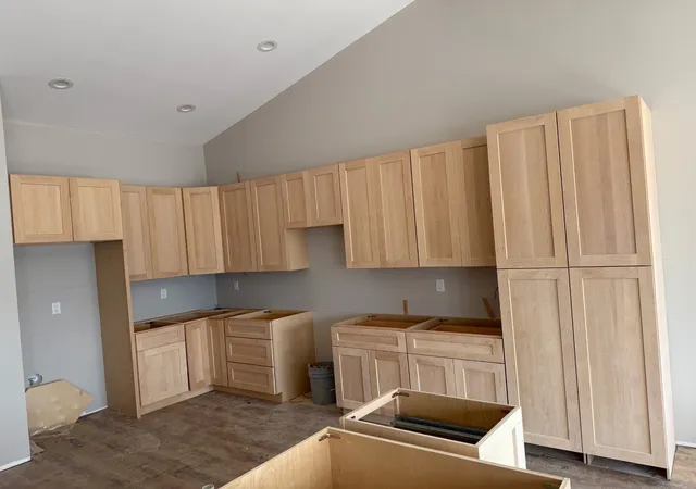 Photo 3 of Single family home for sale at 514 Creekside Cir, Byron, IL 61010 | MLS# 12628693 | Listing updated on 2026-08-28