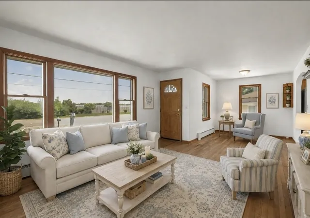 Homes for sale in Grayslake, IL | 17931 W Gages Lake Rd, Grayslake, IL 60030 | MLS# 12628765