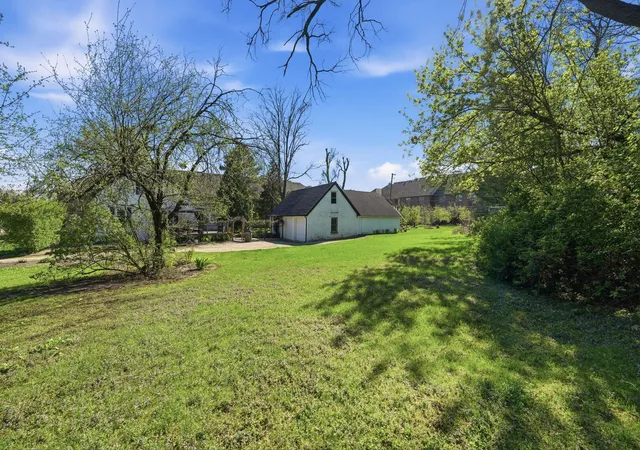Photo 3 of Land for sale at 882 N Franklin Ave, Palatine, IL 60067 | MLS# 12628876 | Listing updated on 2026-04-30