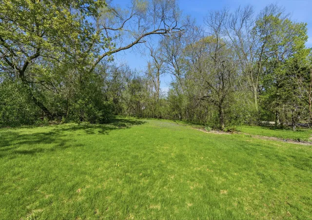 Photo 3 of Land for sale at 882 N Franklin Ave, Palatine, IL 60067 | MLS# 12628876 | Listing updated on 2026-04-30