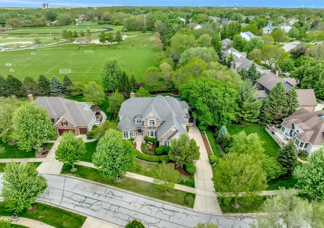 5th image of 1678 Barkei Dr, Batavia, IL 60510 | MLS# 12628904