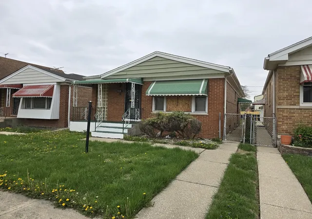 3rd image of 9108 S Wallace St, Chicago, IL 60620 | MLS# 12628952
