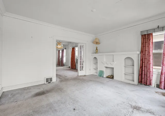 Homes for sale in Chicago, IL | 8617 S Loomis Blvd, Chicago, IL 60620 | MLS# 12629025