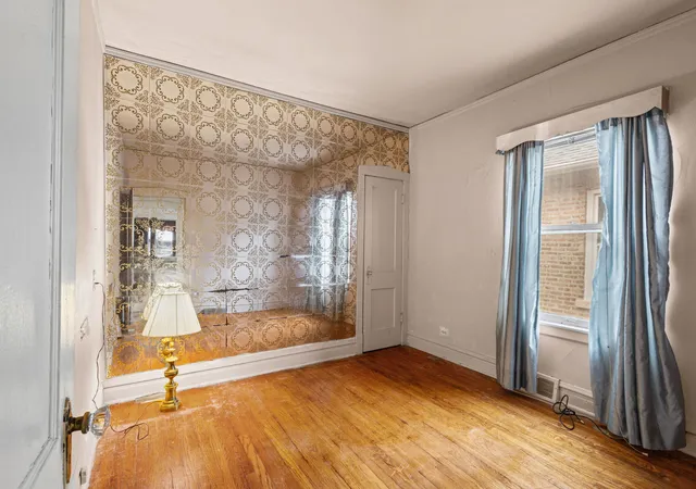Homes for sale in Chicago, IL | 8617 S Loomis Blvd, Chicago, IL 60620 | MLS# 12629025