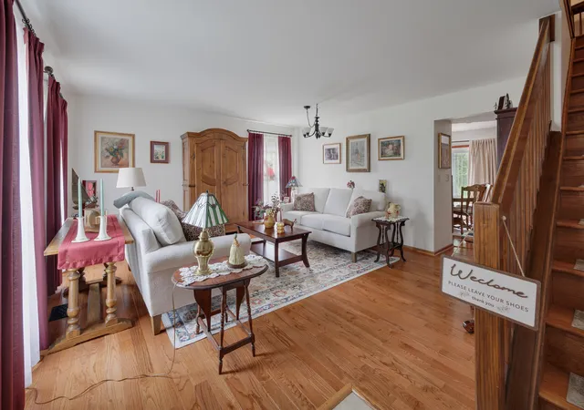 Photo 4 of Single family home for sale at 2426 Wild Cherry Ct, Aurora, IL 60506 | MLS# 12629065 | Listing updated on 2026-08-25