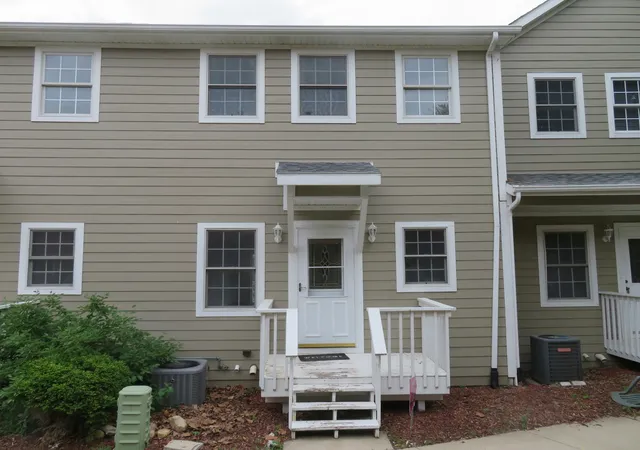 1st image of 2041 Lisbon Rd #B, Morris, IL 60450 | MLS# 12629116