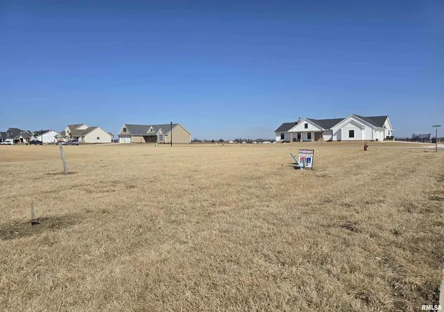 3rd image of 803 Darnall Dr, Geneseo, IL 61254 | MLS# 12629157