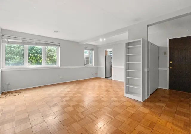 4th image of 7206 Oak Ave, River Forest, IL 60305
