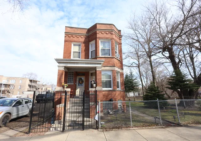 1st image of 1418 E 69th Pl, Chicago, IL 60637 | MLS# 12629472