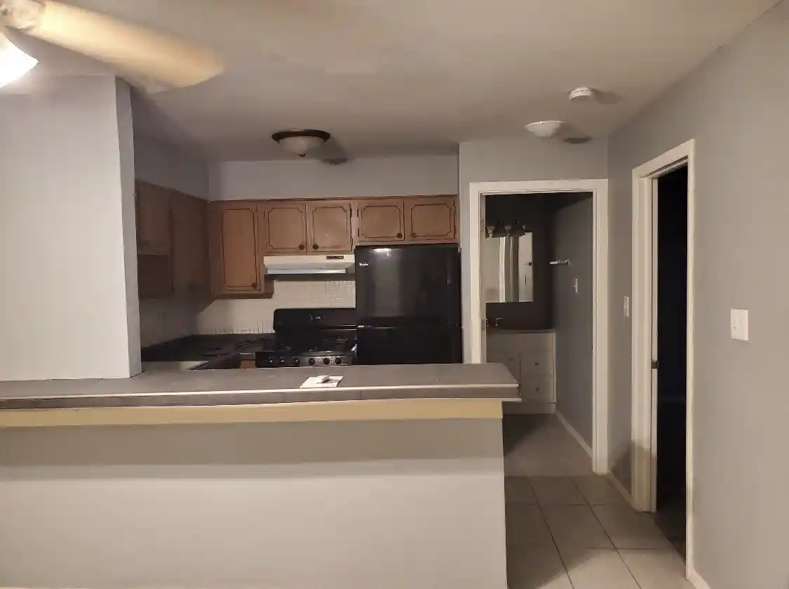 Listing Photo 2 - Condo for sale in 550 Michigan City Rd located at 550 Michigan City Rd, Calumet, IL 60409 - Unit #1C