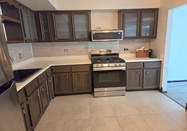 4th image of 6839 Kingston Rd, Tinley Park, IL 60477 | MLS# 12629639