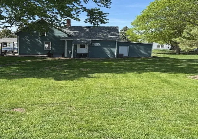 3rd image of 209 E Farnham St, Sheffield, IL 61361 | MLS# 12629690