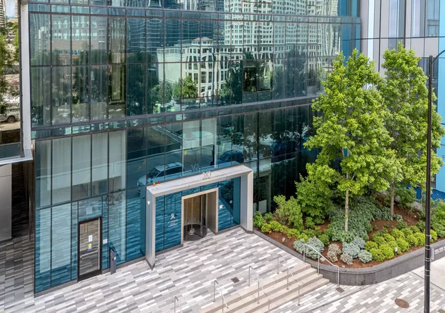 2nd image of 363 E Wacker Dr #2905, Chicago, IL 60601 | MLS# 12629993