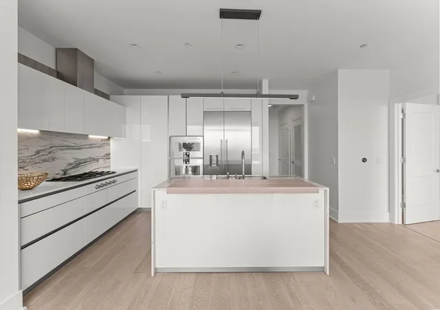 5th image of 363 E Wacker Dr #2905, Chicago, IL 60601 | MLS# 12629993