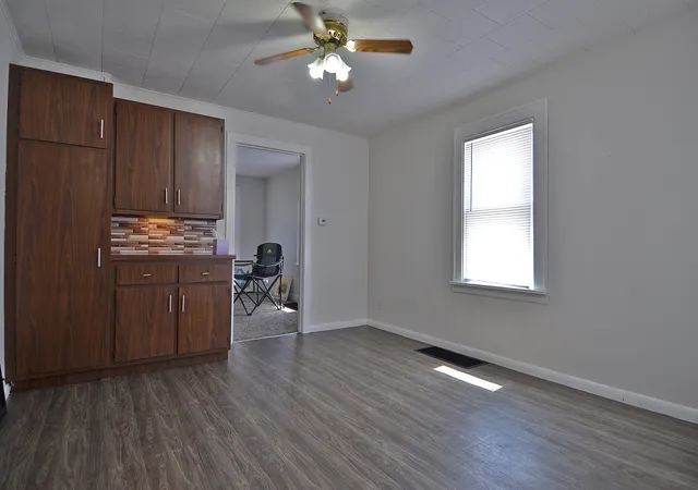 4th image of 1617 Pine St, Ottawa, IL 61350 | MLS# 12630169