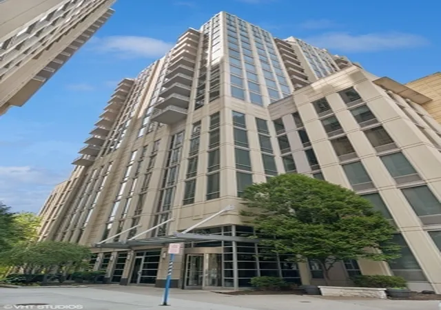 Homes for sale in Chicago, IL | 720 N Larrabee St #1710, Chicago, IL 60610 | MLS# 12630390