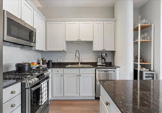 Homes for sale in Chicago, IL | 720 N Larrabee St #1710, Chicago, IL 60610 | MLS# 12630390