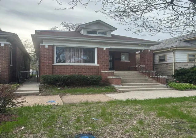 Homes for sale in Chicago, IL | 7748 S Langley Ave, Chicago, IL 60619 | MLS# 12630473