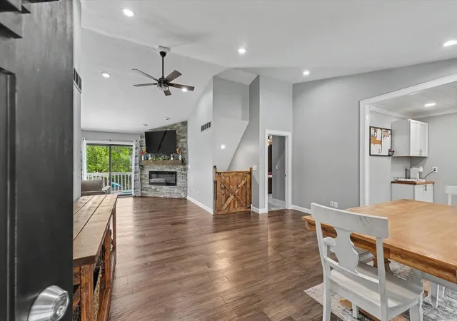 Photo 3 of Single family home for sale at 808 Cedar Ridge Ct, Mahomet, IL 61853 | MLS# 12630757 | Listing updated on 2026-09-05