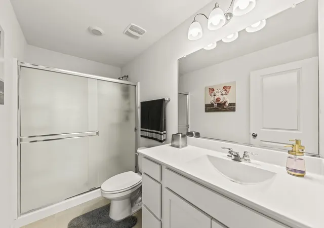 5th image of 1294 Catalina Court, Schaumburg, IL 60173 | Houzeo