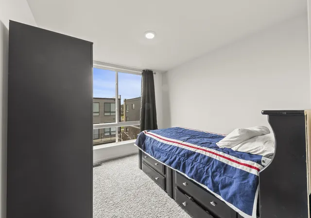 3rd image of 1294 Catalina Court, Schaumburg, IL 60173 | Houzeo
